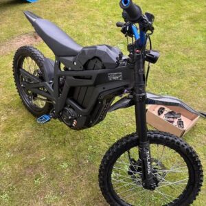 WhatsApp Image 2025-10-24 at 12.20.02 PM Talaria sting r Price £750